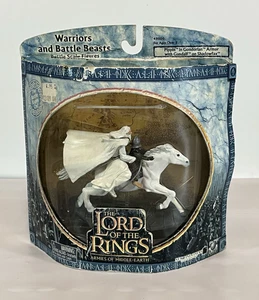 Lord of The Rings Warriors & Battle Beasts PIPPIN W Gandalf White Shadowfax - Picture 1 of 4