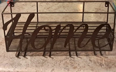 Botellero Montado en la Pared Metal Estante para Vino - Soporte para Vidrio - Almacenamiento de Corcho MRSP $208 Foto 1 de 4