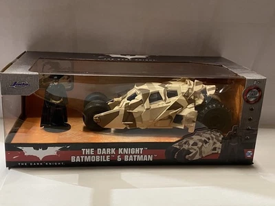 1:24 Dark Knight Batmobile & Batman JADA car + figure Diecast modelcar - Image 1 of 2