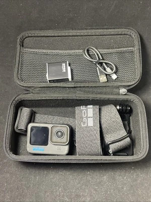 GoPro HERO11 Black Action Camera Black - Image 1 of 4