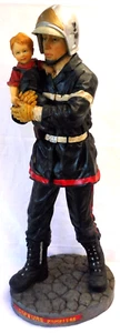 Sapeurs pompiers - STATUETTE POMPIER AVEC PETIT GARCON 60 cm de hauteur N° 101 - Imagen 1 de 5