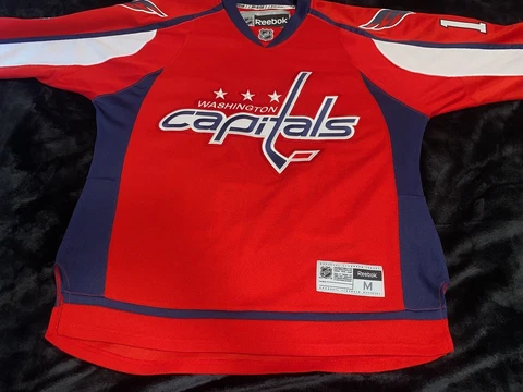 Washington Capitals Reebok Premier #14 Justin Williams Size M Red Jersey Cover