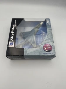 Nuevo Ray, Sky Pilot, Harrier, escala 1/72, plástico con pantalla diecast - Imagen 1 de 9