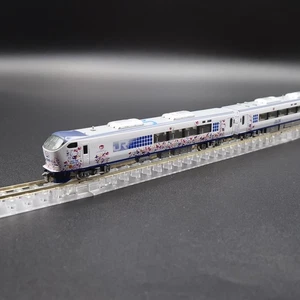 Tomix 98674 - 281 'Haruka' (Hello Kitty/Butterfly Livery) (6-Car Set) - Spur N - Bild 1 von 4