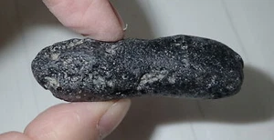Black Indochinite Tektite Stone from China 25.1 gram 55x20x17 mm - Picture 1 of 8