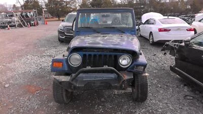 Condensador Jeep Wrangler 00 01 02 Foto 1 de 4