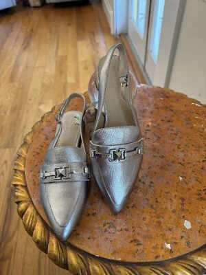 Marc Fisher Metallic Leather Sling back Show. Size 6 Women - Image 1 of 4
