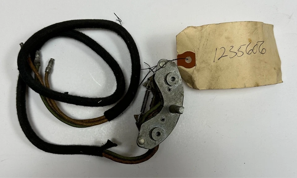 Nuevo interruptor de señal de giro de stock antiguo para modelos DeSoto Chrysler 1949 Mopar #1235606 Foto 1 de 1