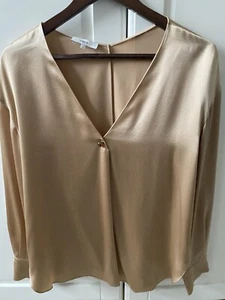 Brand New Unworn Designer Vince 100% Silk Top In S - Picture 1 of 5