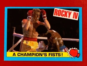 ROCKY IV 1985 Topps Apollo Creed Vs Drago A Champion's Fists! Trading CARD #20 - Bild 1 von 3
