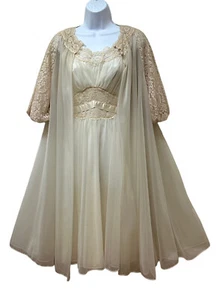 Vintage Vanity Fair 2pc Peignoir Double Layer Chiffon Full Sweep Nylon Size 32 - Picture 1 of 13