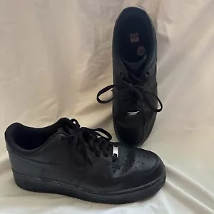 Taglia 13 - Nike Air Force 1 '07 Low Triple Black - Foto 1 di 12