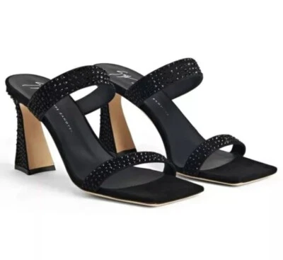 Sandalias para mujer Giuseppe Zanotti adornadas con cristal de vainilla talla 38 (precio de venta sugerido por el fabricante 850 USD) Foto 1 de 4