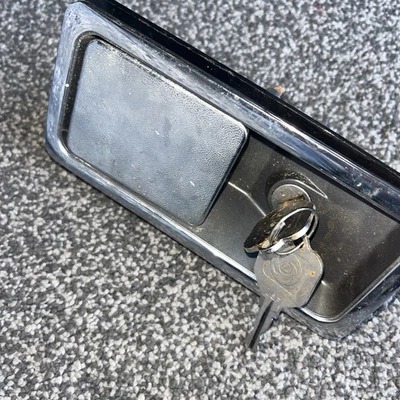 Manija de puerta delantera izquierda Austin Allegro Morris Marina Ginetta G15 G21 - llaves CZK7286 Foto 1 de 4