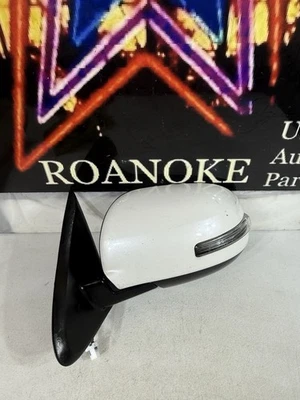 Espejo retrovisor lateral derecho pasajero Mitsubishi Outlander 2014-2015 con señal blanca OEM Foto 1 de 4