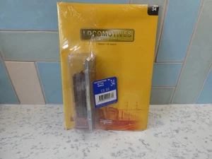 Delprado N Gauge Static Model Train Locomotive Italy Italian E428 FS - Picture 1 of 5