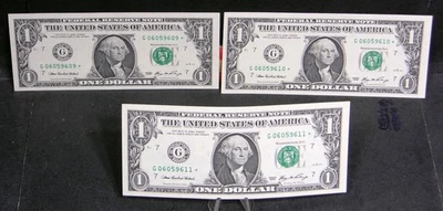 2006 $1 FRN Chicago G Star Note Set (3) Sequential, Crisp Uncirculated - Image 1 of 2