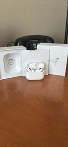 AirPods - Zdjęcie 1 z 2