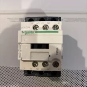 Contactor Schneider Electric LC1D09G7AB - Caja abierta nueva - Imagen 1 de 5