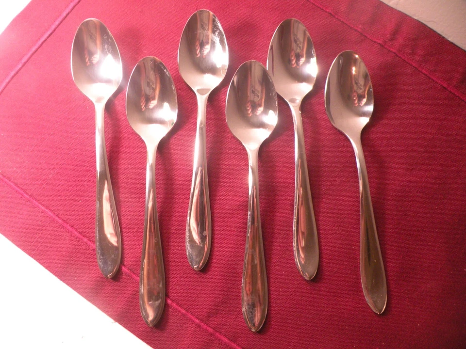 Set Of 6 Delia Teaspoons Cambridge Glossy Stainless Flatware 6 3/4" - Image 1 of 4
