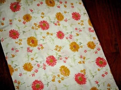 JC PENNEY CÁLIDO SOLEADO ROSA VARA DE ORO TALLO FLORAL AMARILLO (1) HOJA PLANA COMPLETA 80X94 Foto 1 de 4