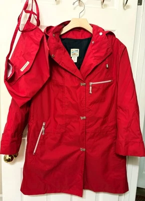 Chaqueta Travel Smith con Capucha Completamente Forrada Roja Para Mujer Pequeña Forro con Capucha Extraíble Foto 1 de 4