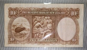 New Zealand 10 Shilling Note - Picture 1 of 3