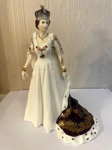 Royal Staffordshire Queen Elizabeth II In Coronation Robes Figurine 2012 Jubilee - Picture 1 of 14