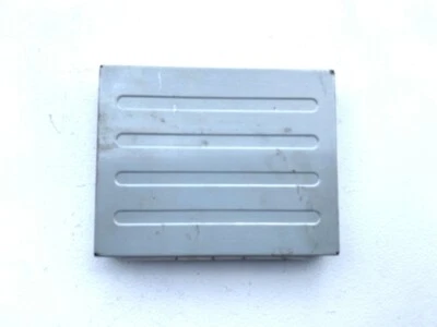 2003-2006 Lexus GX470 Rear DVD Entertainment Controller Module 86104-45010  - Изображение 1 из 4