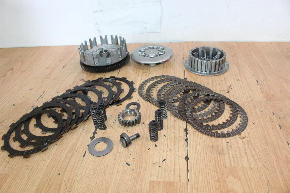 Embreagem Yamaha TT500 1977 - Imagem 1 de 4