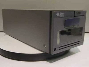 Sun Microsystems 3800079-02 StorEDGE L280 Tape Library - No Power Cable - AS IS - Picture 1 of 5