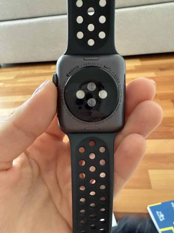 apple watch series 3 42mm nike - Bild 1 von 3