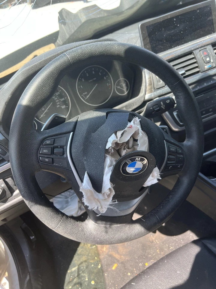 Steering Wheel BMW 328I GT 14 15 16 no bag - Image 1 of 1