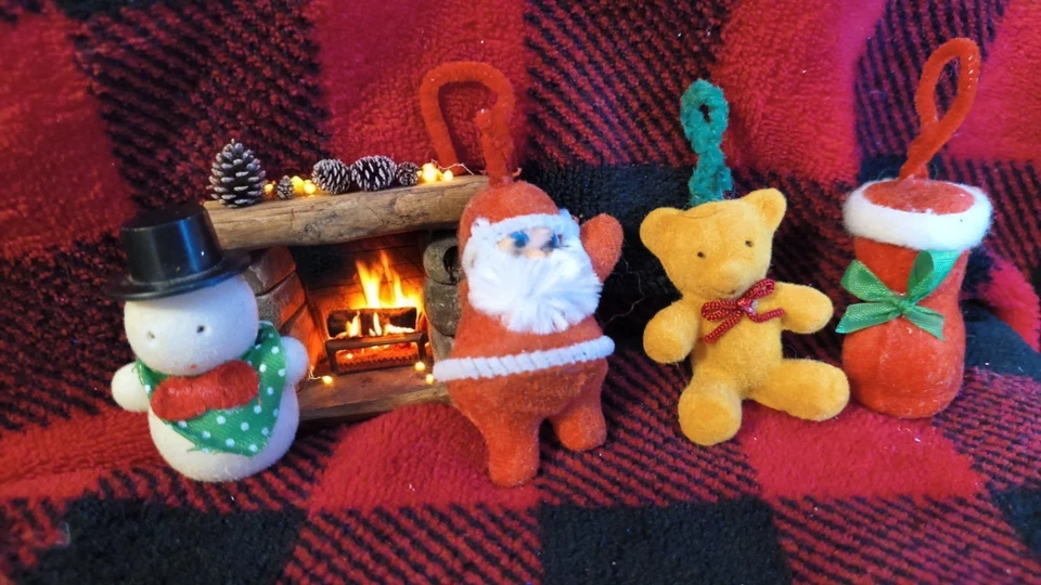 Enfeite vintage de feltro para cachimbo de Natal Japão Papai Noel meia de pelúcia  - Imagem 1 de 4