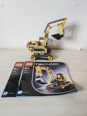 LEGO TECHNIC: Excavator (8419) 100% complete with books. No box. - Image 1 of 4