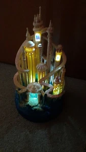 letzter Preis Disney Castle Collection Arielle Schloss OVP/Voll Funktionsfähig - Bild 1 von 10