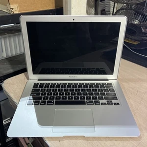 APPLE MACBOOK AIR EARLY 2015 CORE I5-5250U 1.6GHZ 4GB RAM NO HD - Picture 1 of 6