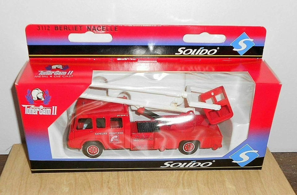 SOLIDO 3112 FIRE ENGINE BERLIET NACELLE (BERLIET PLATFORM) - Image 1 of 1