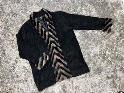 Jaqueta suéter preta CONNIE A. LEE 80% angorá tamanho P/M - Imagem 1 de 4