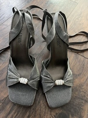 Nuevos tacones vintage Sam & Libby punta cuadrada para mujer 8M plateados Y2K Foto 1 de 4