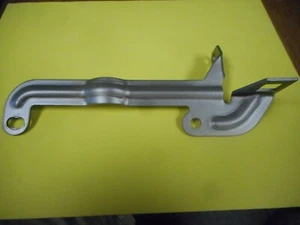 ORIGINAL 1970 FORD TORINO RANCHERO BASE 429 " N CODE " 4V THROTTLE CABLE BRACKET - Picture 1 of 5