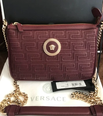 Bandolera Versace Medusa Patrón Cuero Borgoña Cadena Dorada Foto 1 de 3