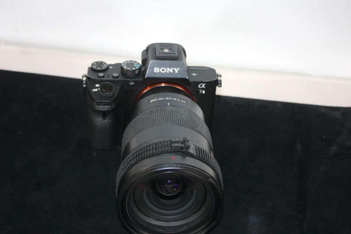 Sony Alpha a7 II Digital Cameras with Built - in Flash for Sony Alpha a7 II Digital Cameras with Built - in Flash for
