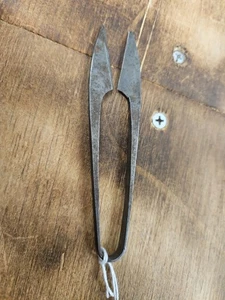 Vintage SHEEP SHEARS HAND SCISSORS TOOL Sheers Antique Snips Farmhouse Topiary - Picture 1 of 4