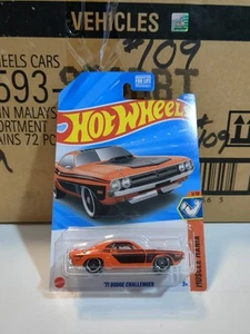 2025 Hot Wheels '71 Dodge Challenger Orange #131/250 Muscle Mania 1/10 - Picture 1 of 6