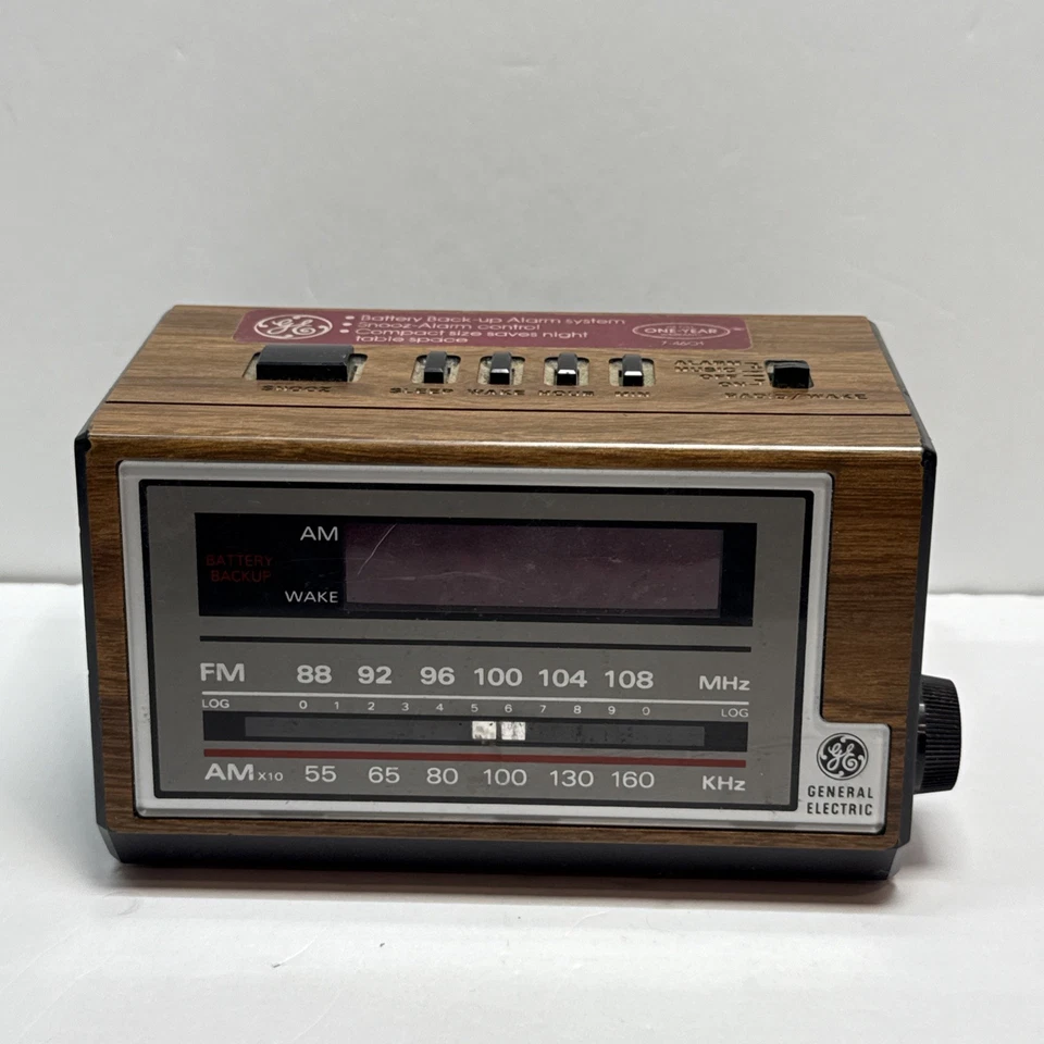 Vintage GE 7-4601A AM/FM Clock Radio Woodgrain – Tested & Working - Image 1 of 3