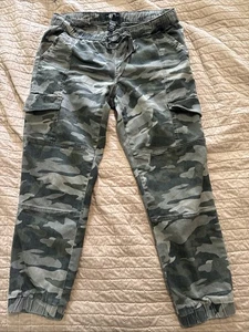 Pantaloni skinny cargo con stampa mimetica marca Rewash L - Foto 1 di 12