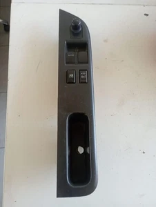 PULSANTIERA ANTERIORE SINISTRA PER SUZUKI Swift 4° Serie (04>10) - Foto 1 di 2