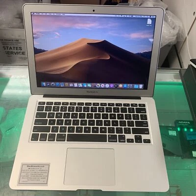 Apple 2017 13" MacBook Air i7 Intel 2.2Ghz 8GB 256GB SSD Grade B - Image 1 of 4