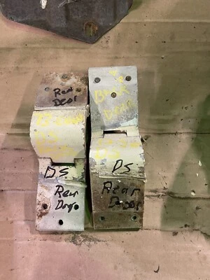 Ford Econoline 1971 furgoneta bisagras de puerta trasera laterales del conductor Foto 1 de 3